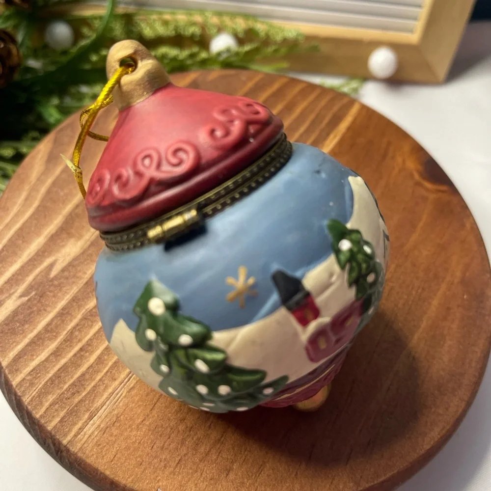 Round Hinged Christmas Ornament Trinket Box – Snow Village Scene – Hand-Painted